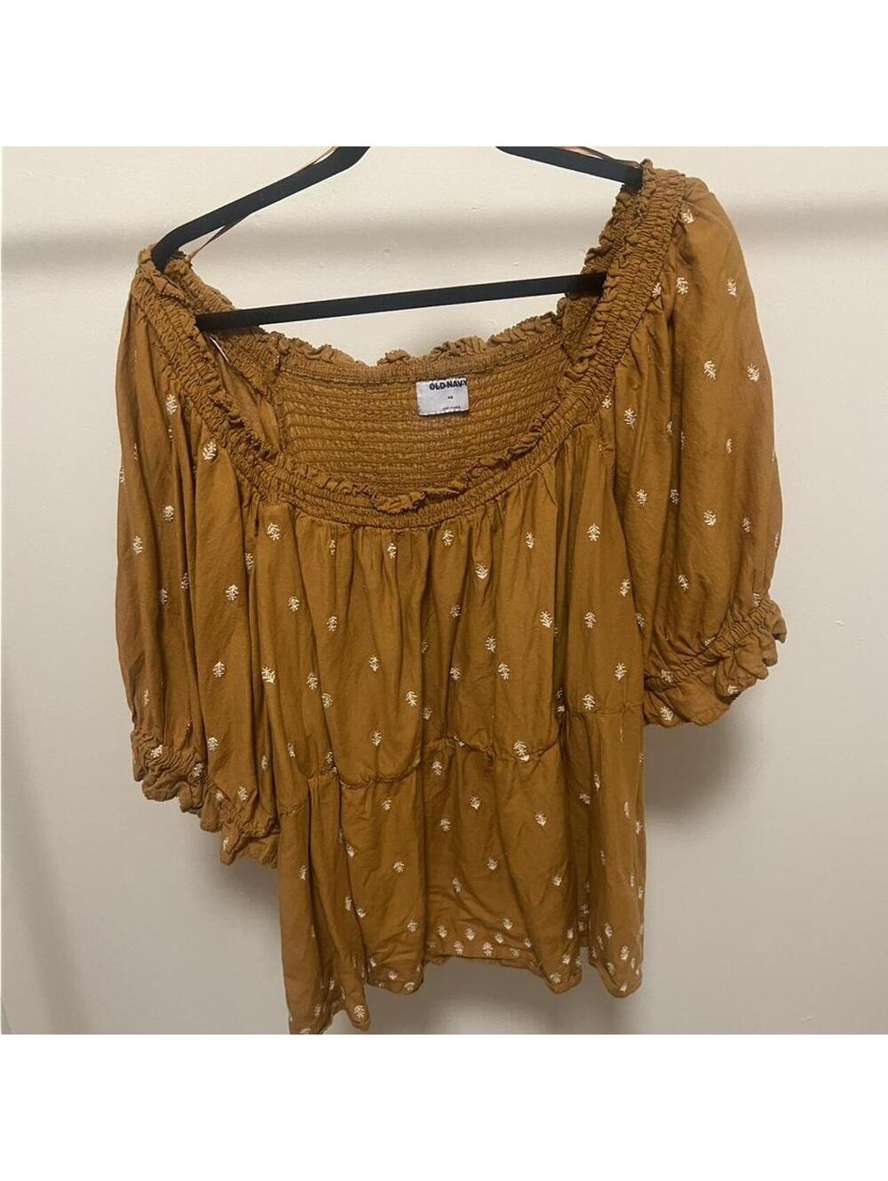 Old Navy Women's Yellow and Tan Crop-top